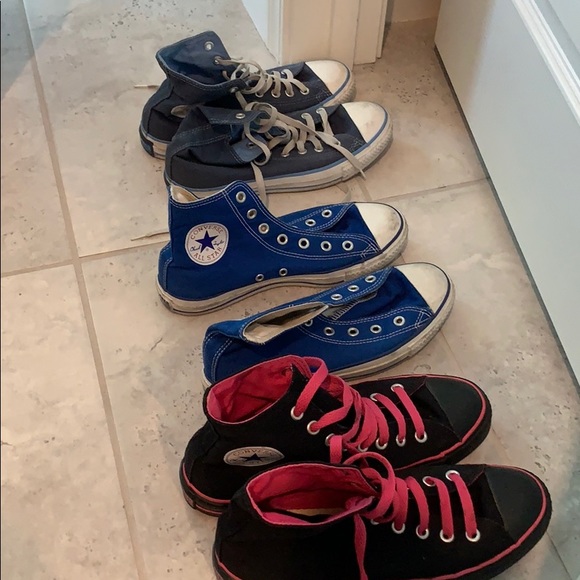 different colored converse